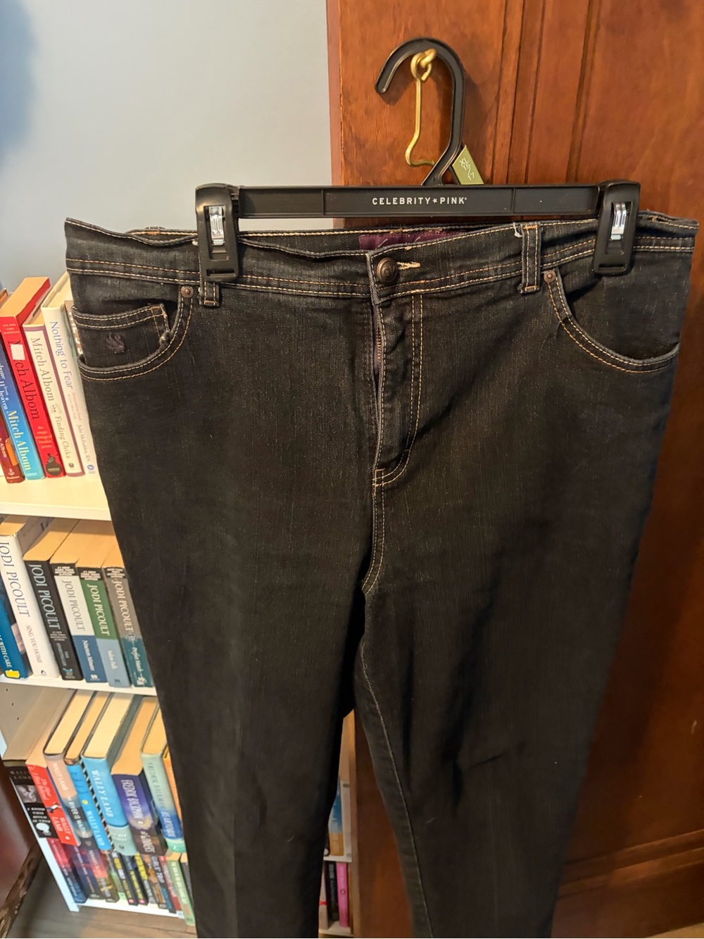 Gloria Vanderbilt Black Straight-Leg Jeans